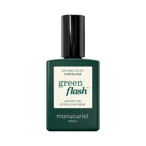 Manucurist Green Flash - Snow, 15ml/0.51 fl oz Manucurist Green Flash - Armeria on white background
